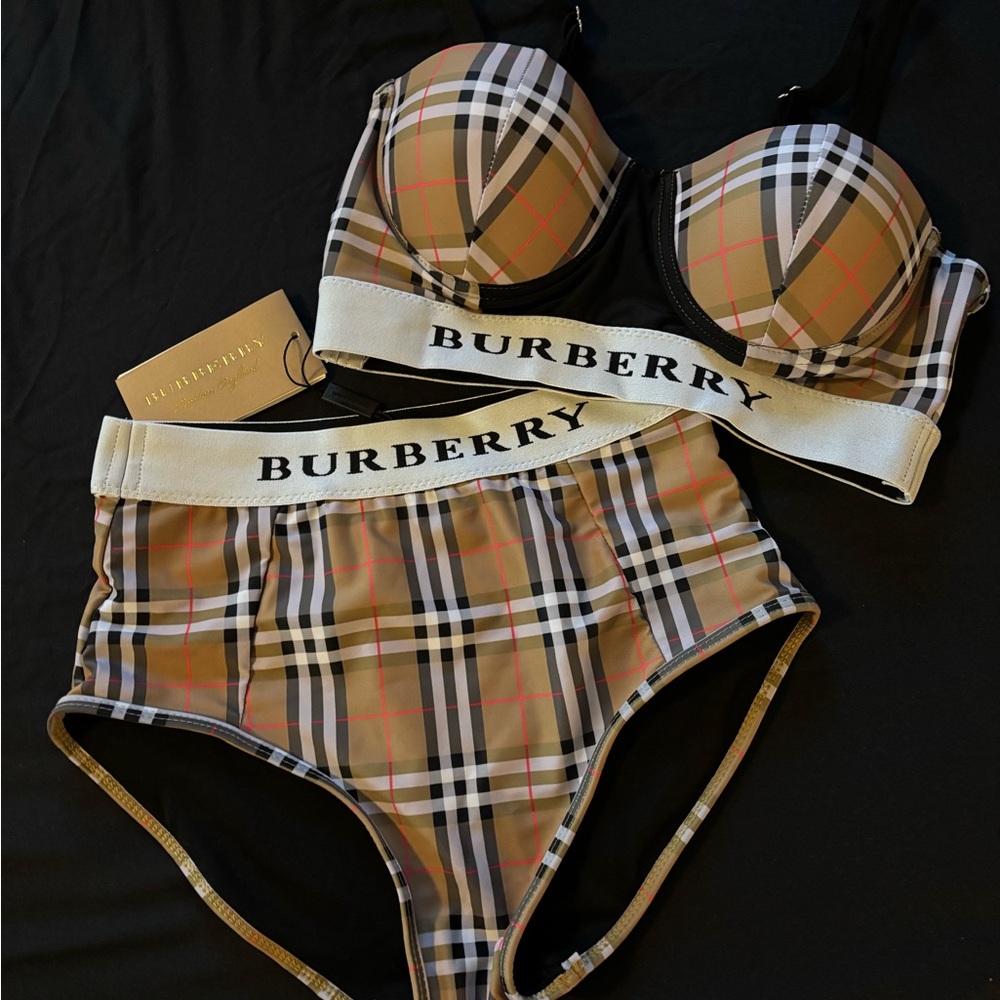Burberry Checkered Bra Set - Black and Brown